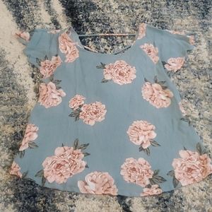 Floral short sleeve blouse